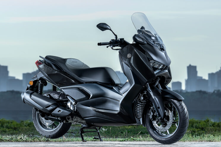 2025 Yamaha XMAX sport scooter