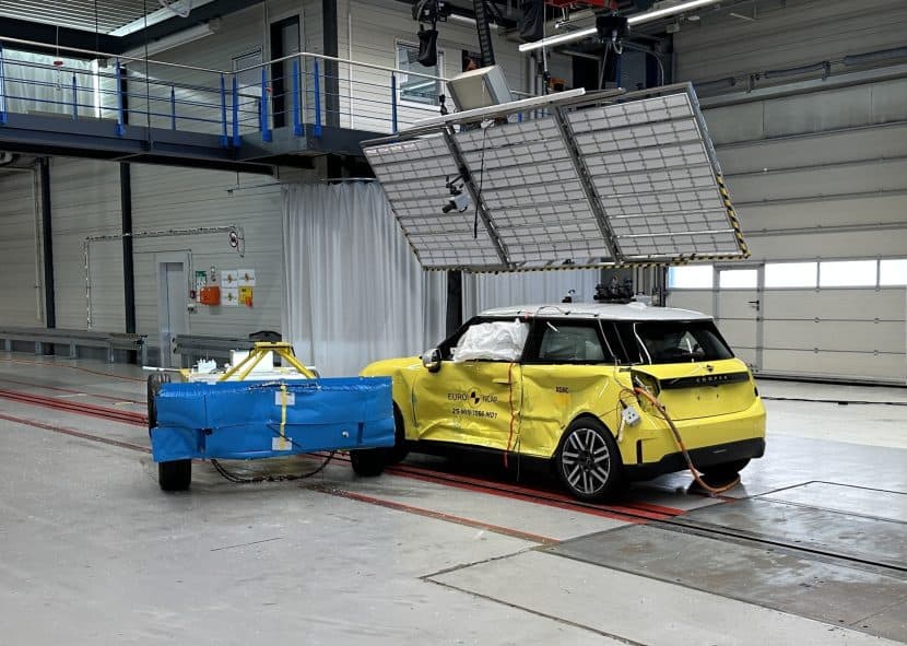 Mini Cooper Electric J01 Euro NCAP crash test 9