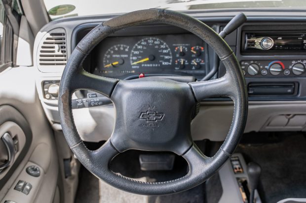 No Reserve: 1998 Chevrolet Tahoe LT Z71 2-Door 4×4